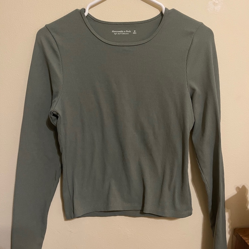 Abercrombie long sleeve